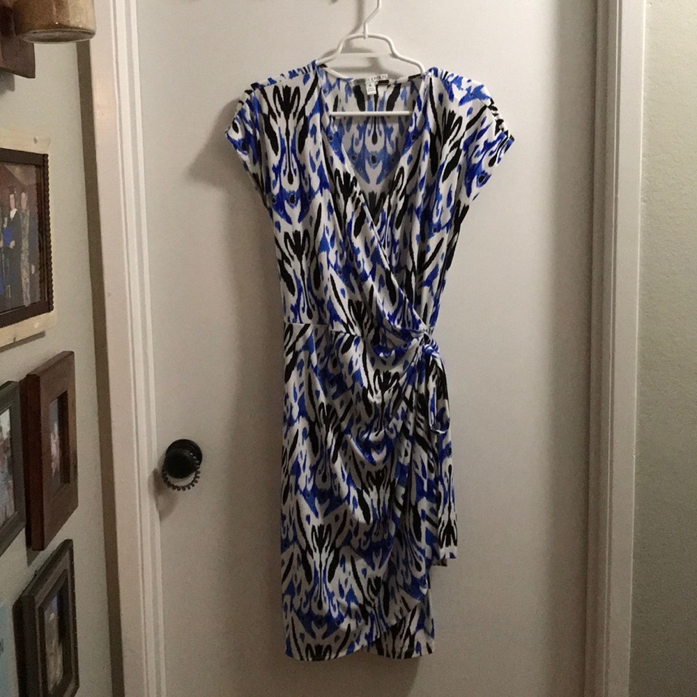 MAGGY LONDON ikat print wrap dress!!!